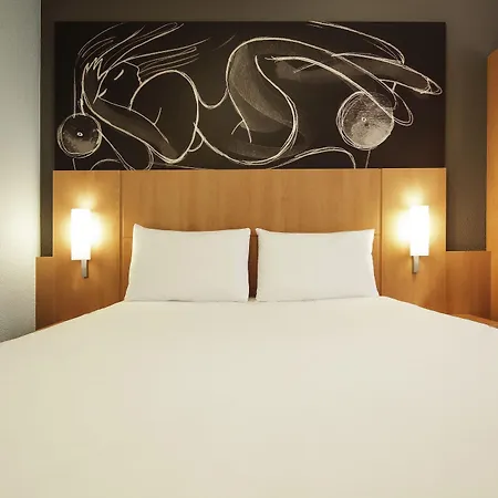 Hotel Ibis Gare De Lyon Ledru Rollin 3*