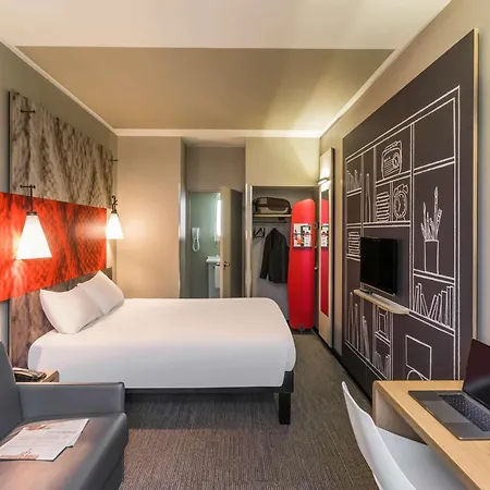 Ibis Gare De Lyon Ledru Rollin 3* Paris