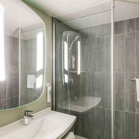 Ibis Gare De Lyon Ledru Rollin 3*
