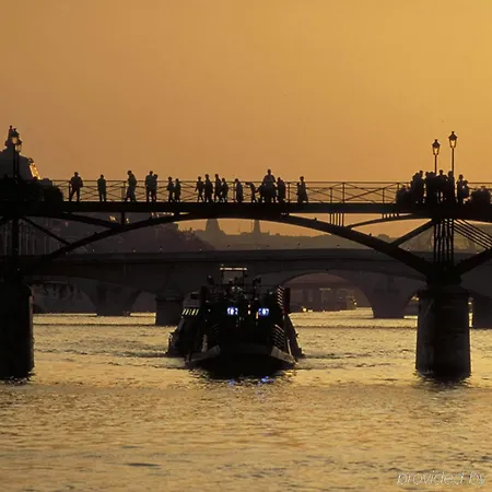 Ibis Gare De Lyon Ledru Rollin Hotel