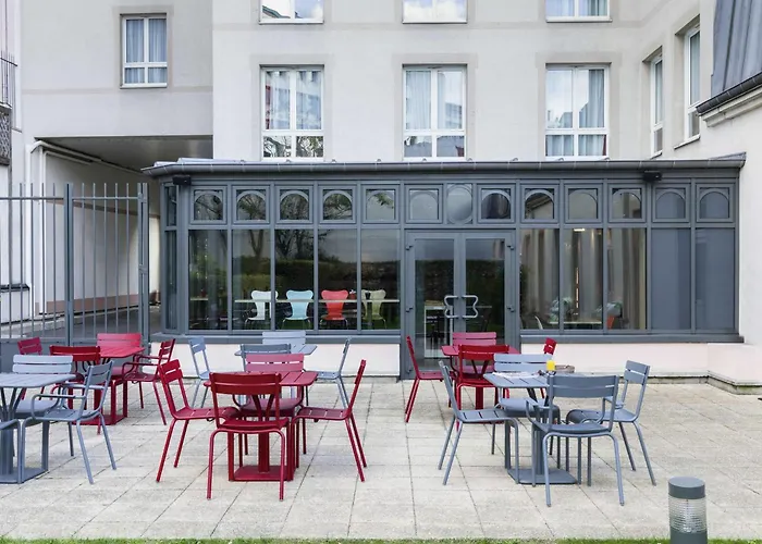 Ibis Gare De Lyon Ledru Rollin Hotel 3*