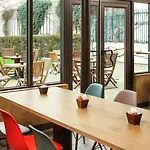 Ibis Gare De Lyon Ledru Rollin باريس