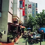 Ibis Gare De Lyon Ledru Rollin 3* باريس
