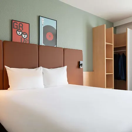 Ibis Gare De Lyon Ledru Rollin מלון פריז