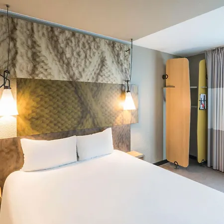 Ibis Gare De Lyon Ledru Rollin Hotel