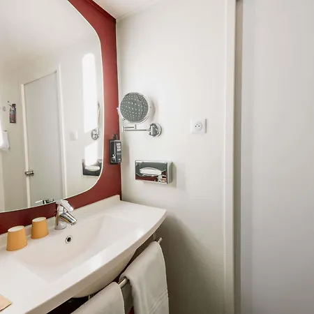 Hotel Ibis Gare De Lyon Ledru Rollin Paris