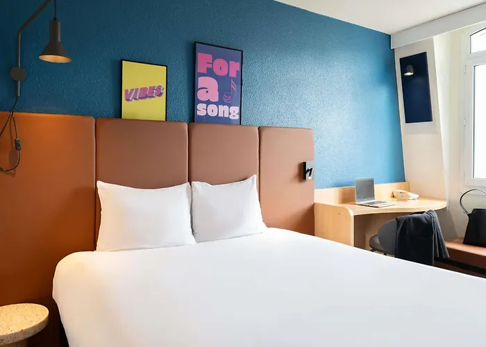 イビス ガレ ドゥ リヨン レデュー ローラン ホテル 3*