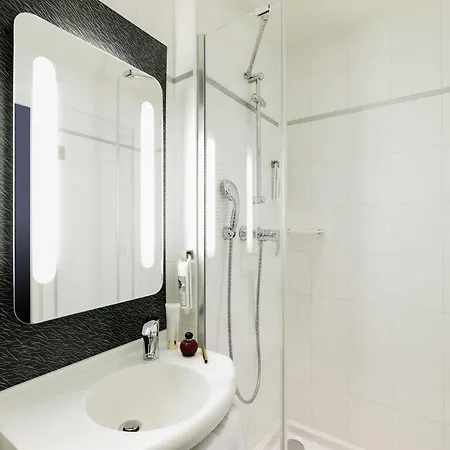 Ibis Gare De Lyon Ledru Rollin Hotel
